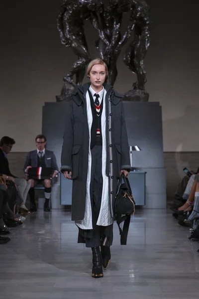 Look 7